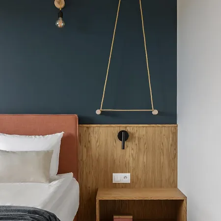 Solidarnosc Three Bedrooms & Garden *