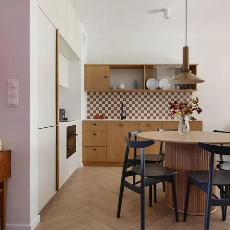 דירה Solidarnosc Three Bedrooms & Garden גדנסק