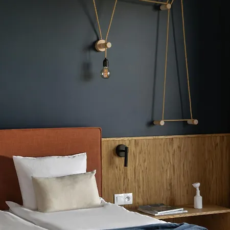 Solidarnosc Three Bedrooms & Garden شقة غدانسك