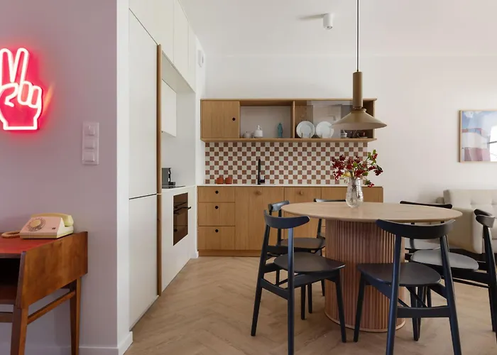 Daire Solidarnosc Three Bedrooms & Garden Gdansk