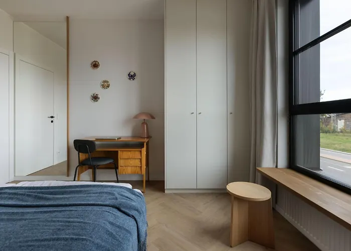 Solidarnosc Three Bedrooms & Garden * Gdansk